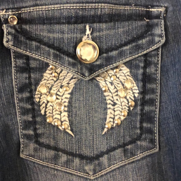 Capris - Picture 2 of 4